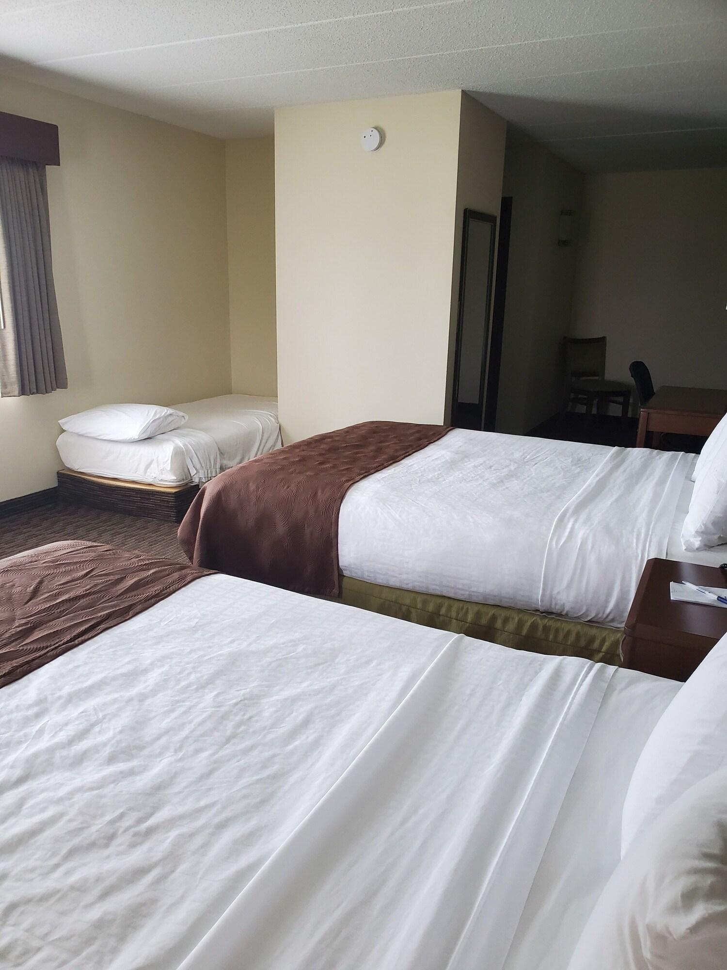 Americinn By Wyndham Rice Lake Bagian luar foto